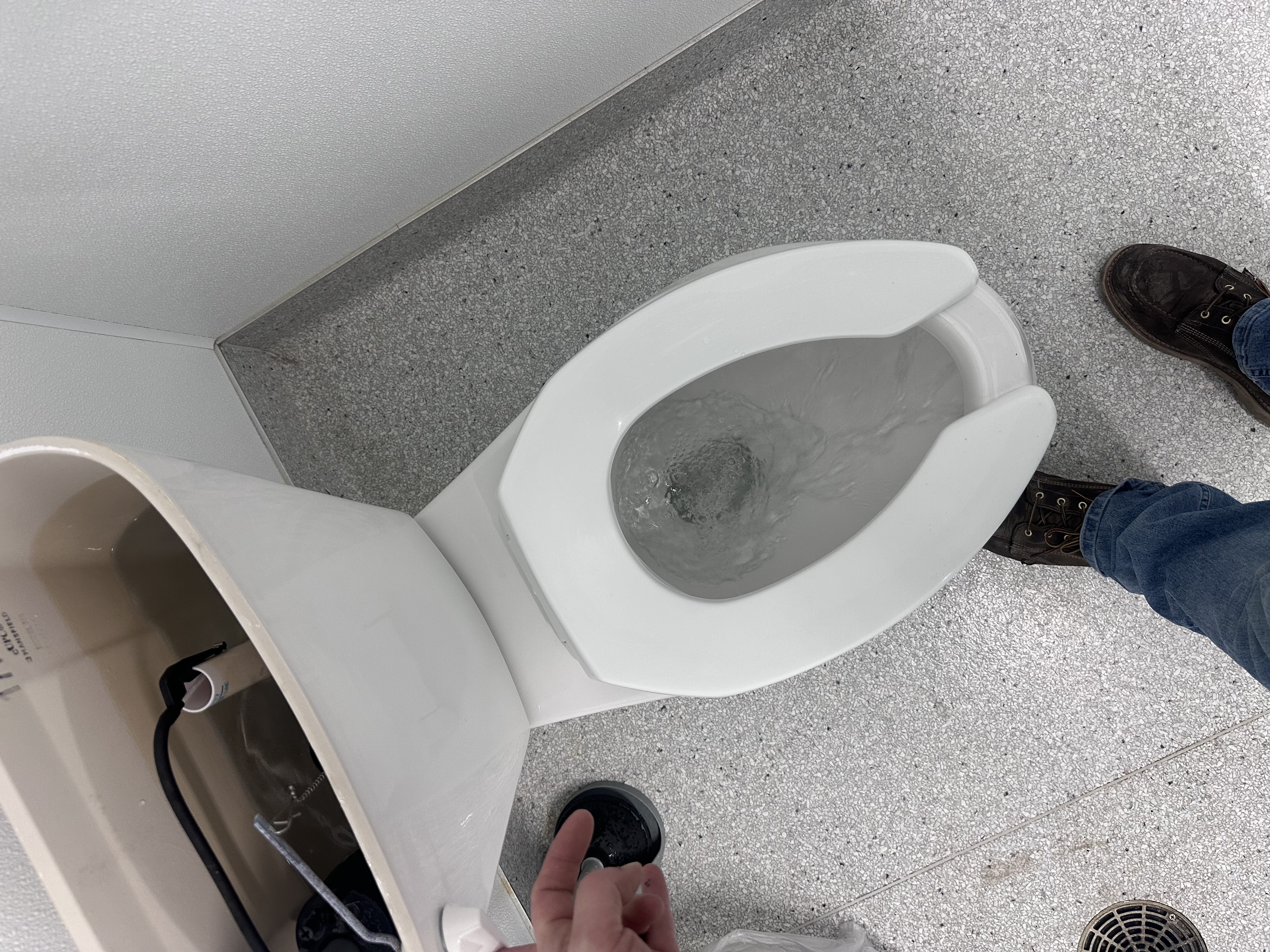 After: Modernized commercial plumbing manifold